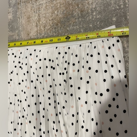 Halogen White Pleated Polka Dot Midi Skirt Size 1X Stretch EUC Twee Feminine - Picture 8 of 9